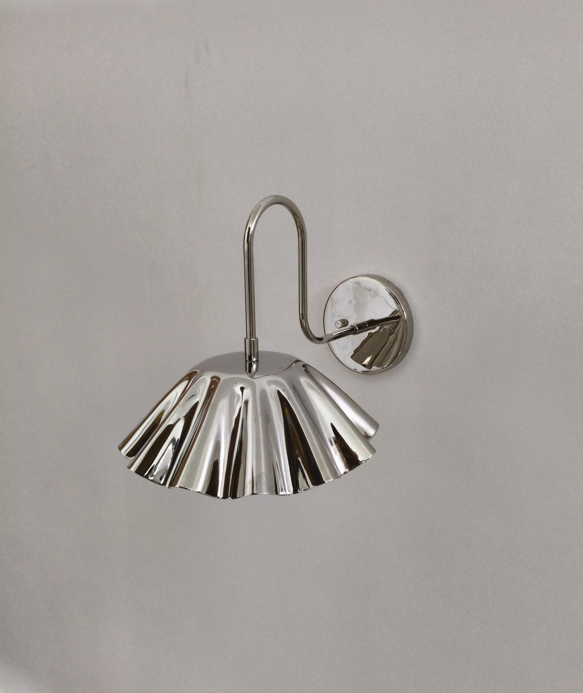 Vintage Brass Wall Lamp with Curved Arm and Shade | Ember Lighting
