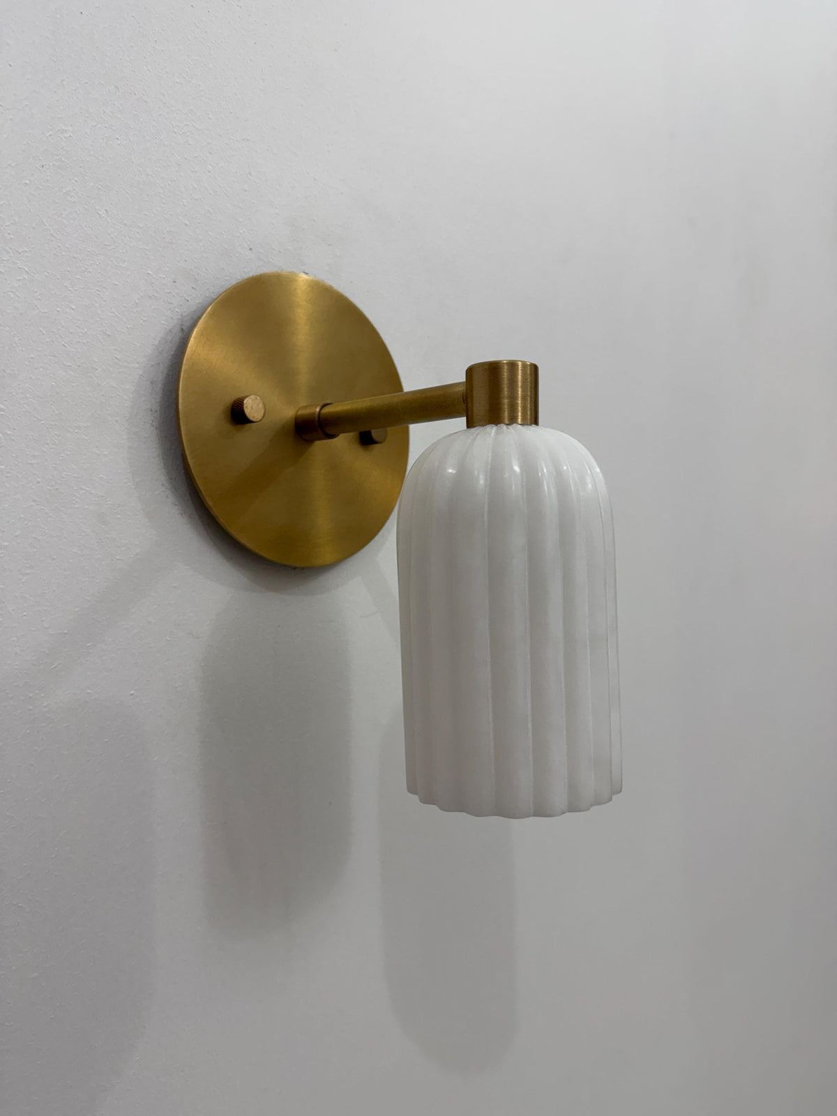 Luxury Alabaster Brass Wall Light | Ember Lighting