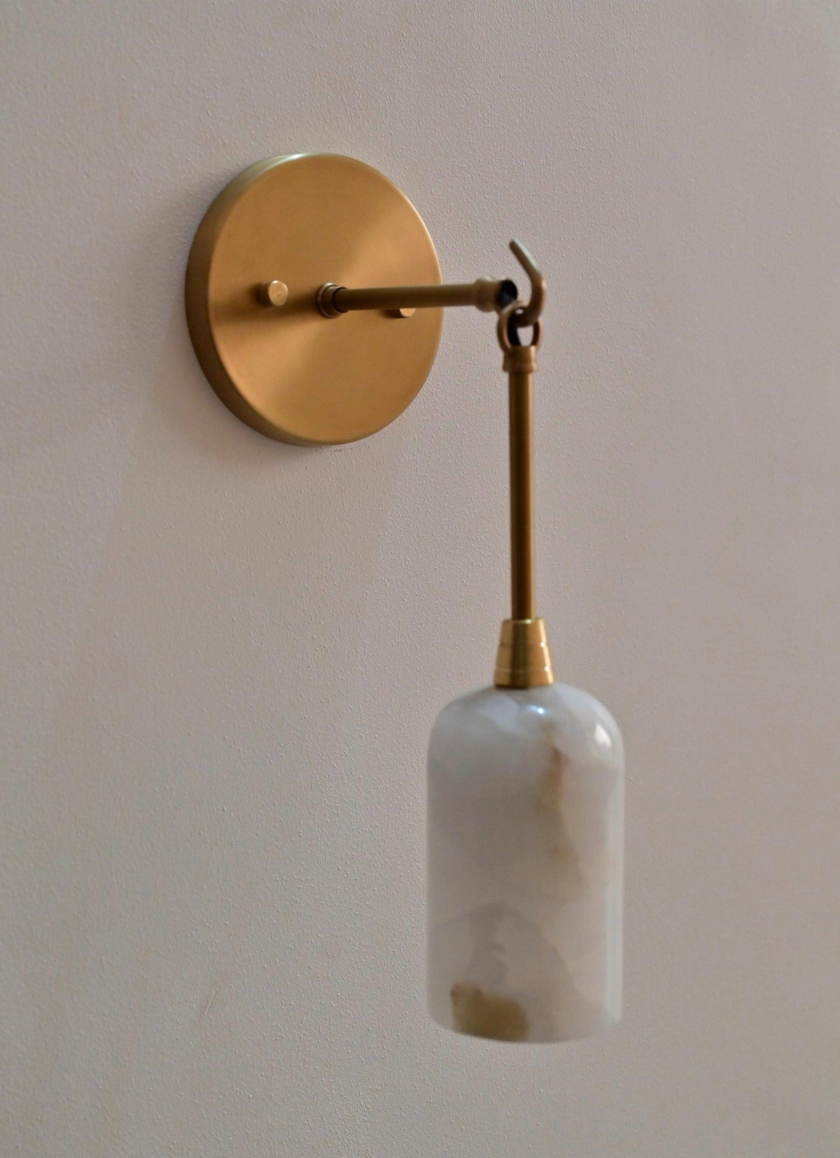 Modern Classic Alabaster Wall Light With Brass Accents - Ember Lighting