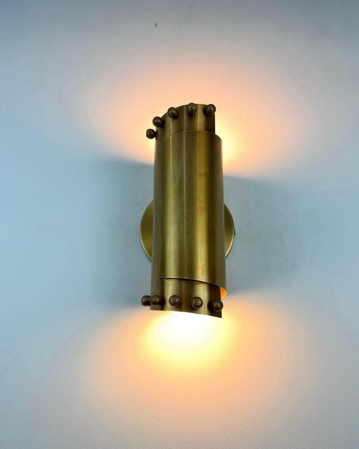Vintage-Inspired Solid Brass Cylindrical Wall Lamp - Ember Lighting